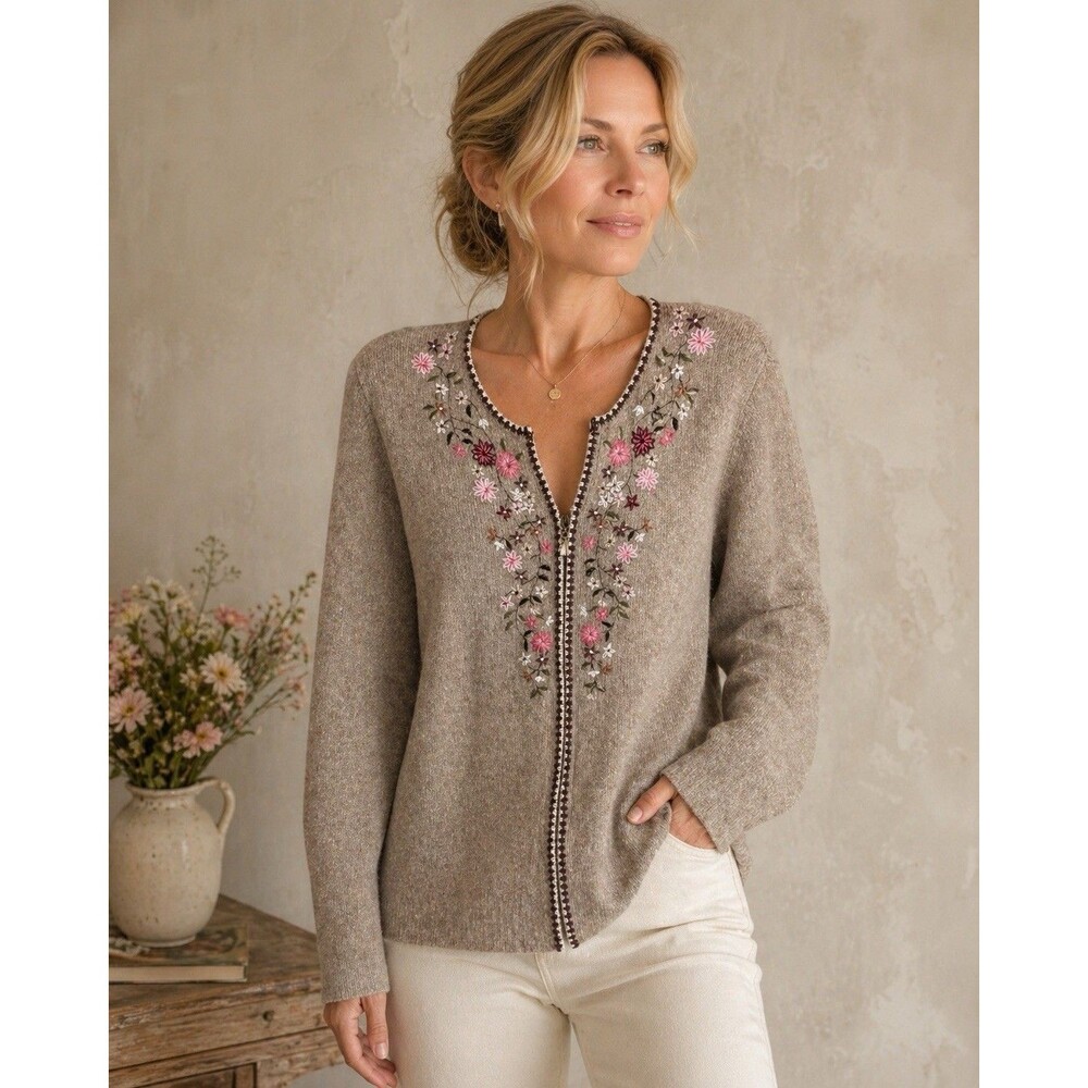 Vintage Dressbarn Women’s Floral Embroidered Silk & Angora Full Zip Cardigan XL